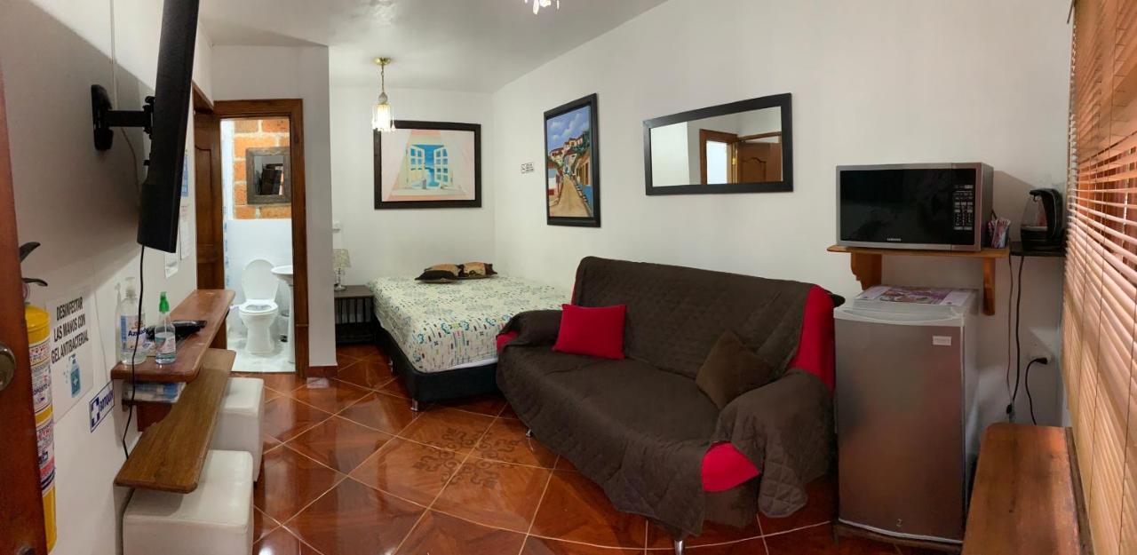Casa Huespedes El Ensueno Hotell Jardín Exteriör bild