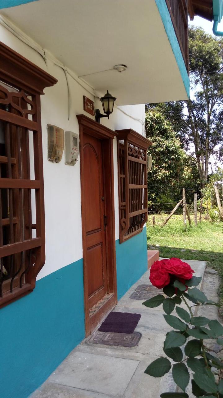 Casa Huespedes El Ensueno Hotell Jardín Exteriör bild